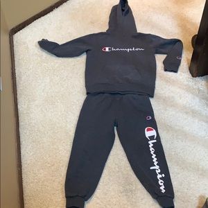 Boys champion sweat outfit size small